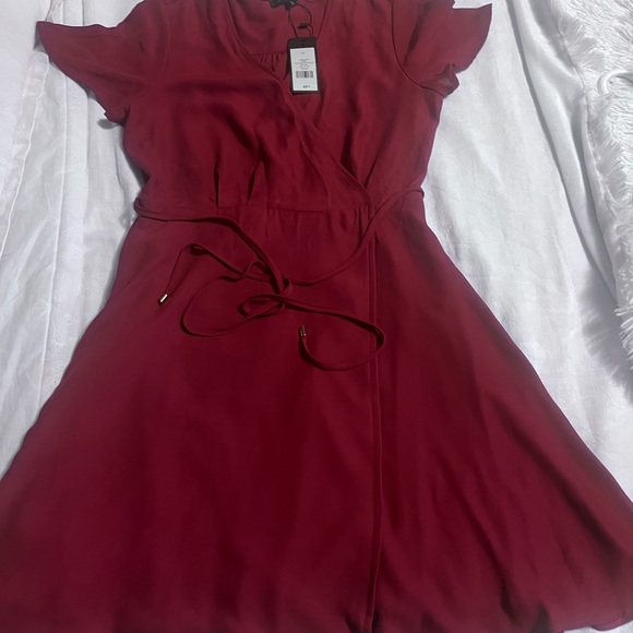Mini dress brand new with short sleeves - Picture 2 of 3